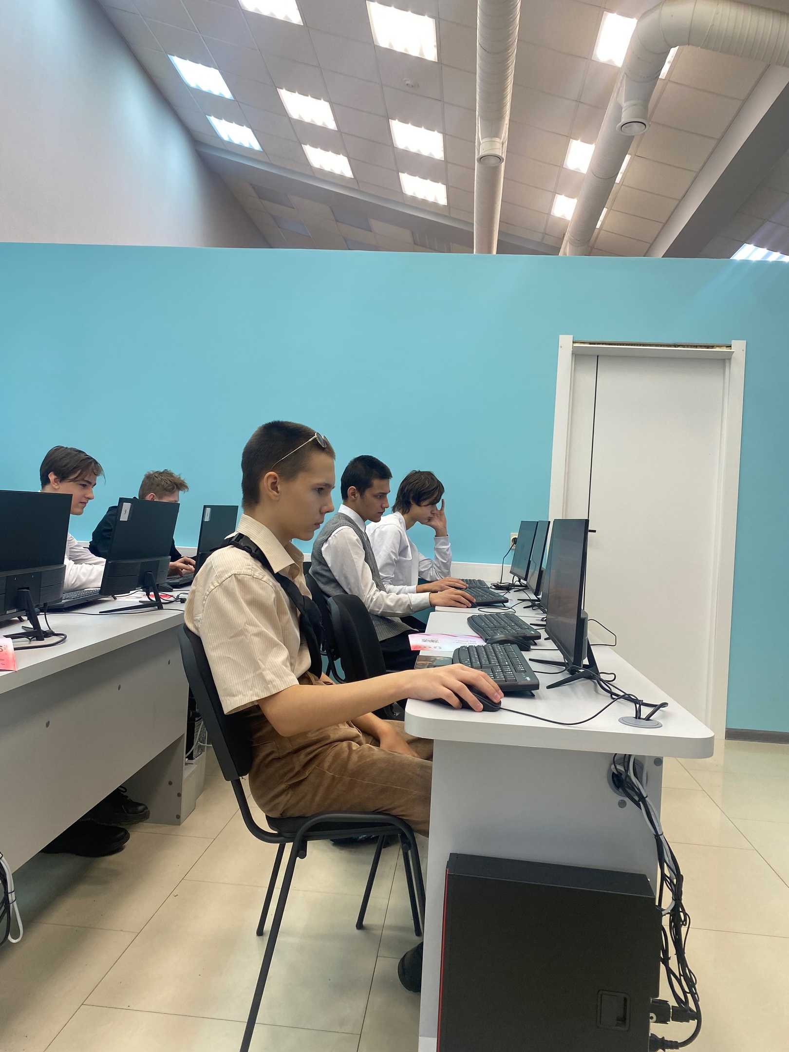 Изображения.